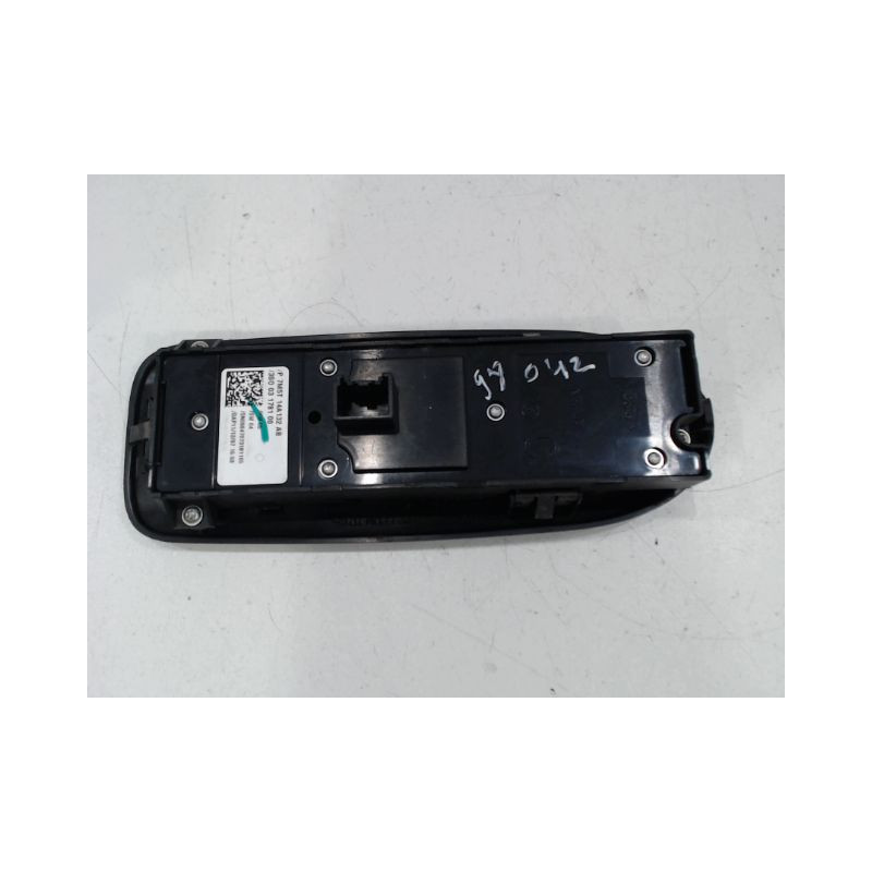 COMMANDE LEVE-GLACE PORTE AVG FORD FOCUS