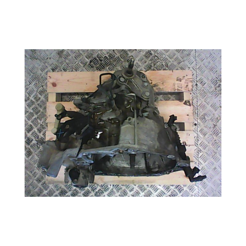 BOITE A VITESSE MECANIQUE PEUGEOT 307 1.6 16V
