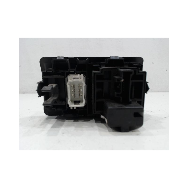 INTERIEUR COMMANDE PHARES RENAULT CLIO