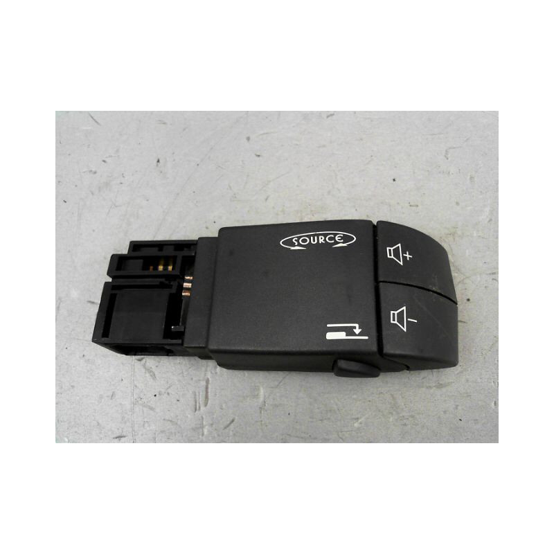 COMMANDE AUTORADIO RENAULT TWINGO II Phase 1 2007-2011