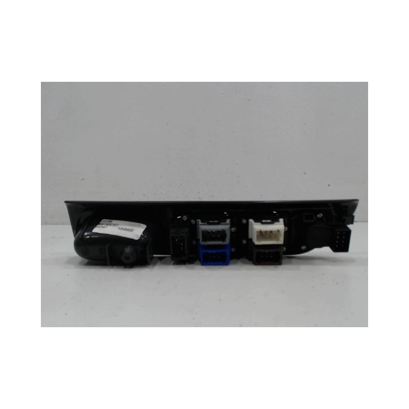 COMMANDE LEVE-GLACE PORTE AVG RENAULT LAGUNA