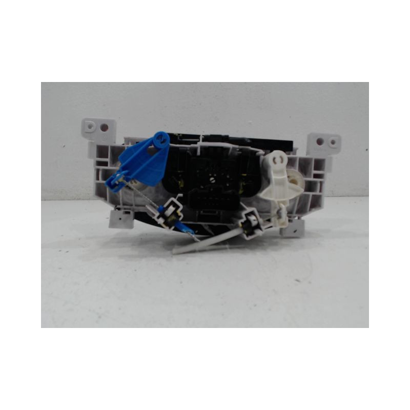 COMMANDE DE CHAUFFAGE DACIA SANDERO
