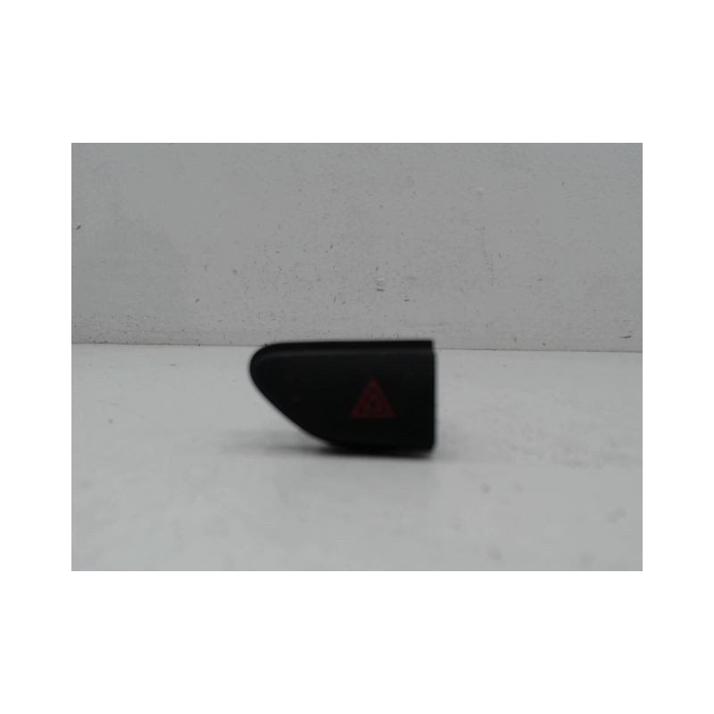 BOUTON DE WARNING RENAULT CLIO