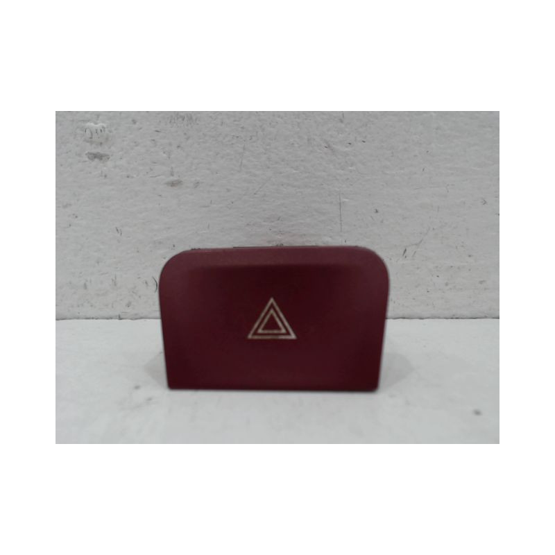 BOUTON DE WARNING CITROEN C4