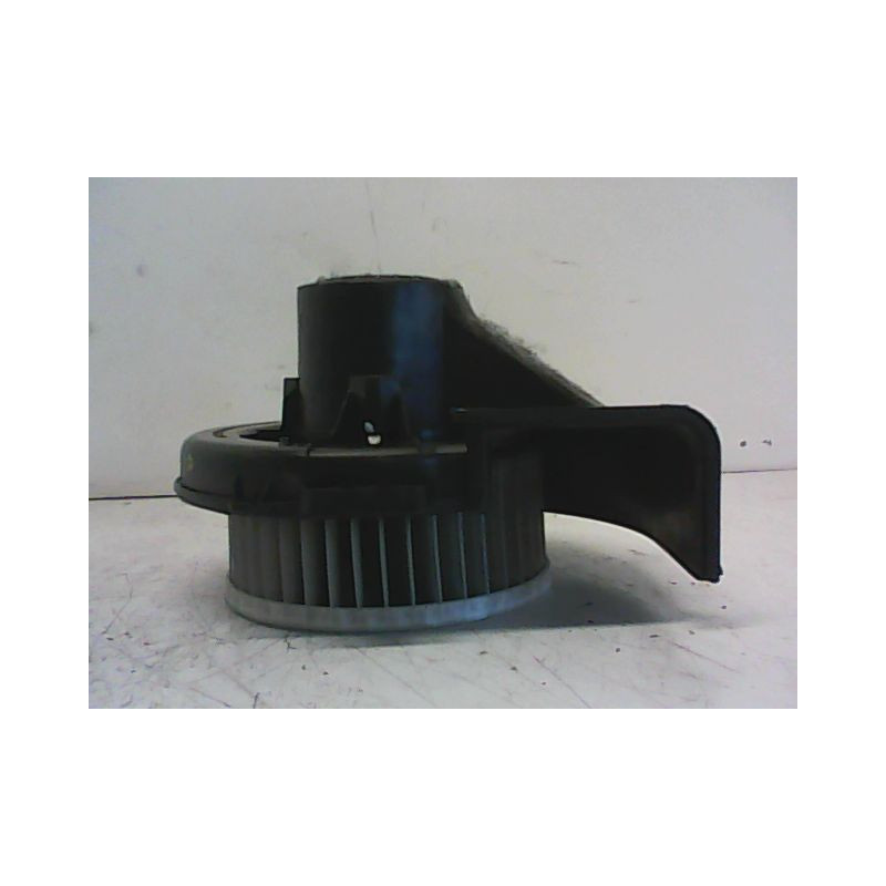 MOTEUR VENTILATEUR CHAUFFAGE SKODA RAPID