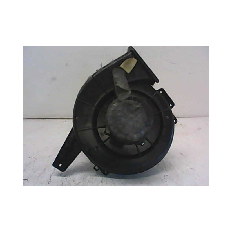 MOTEUR VENTILATEUR CHAUFFAGE SKODA RAPID