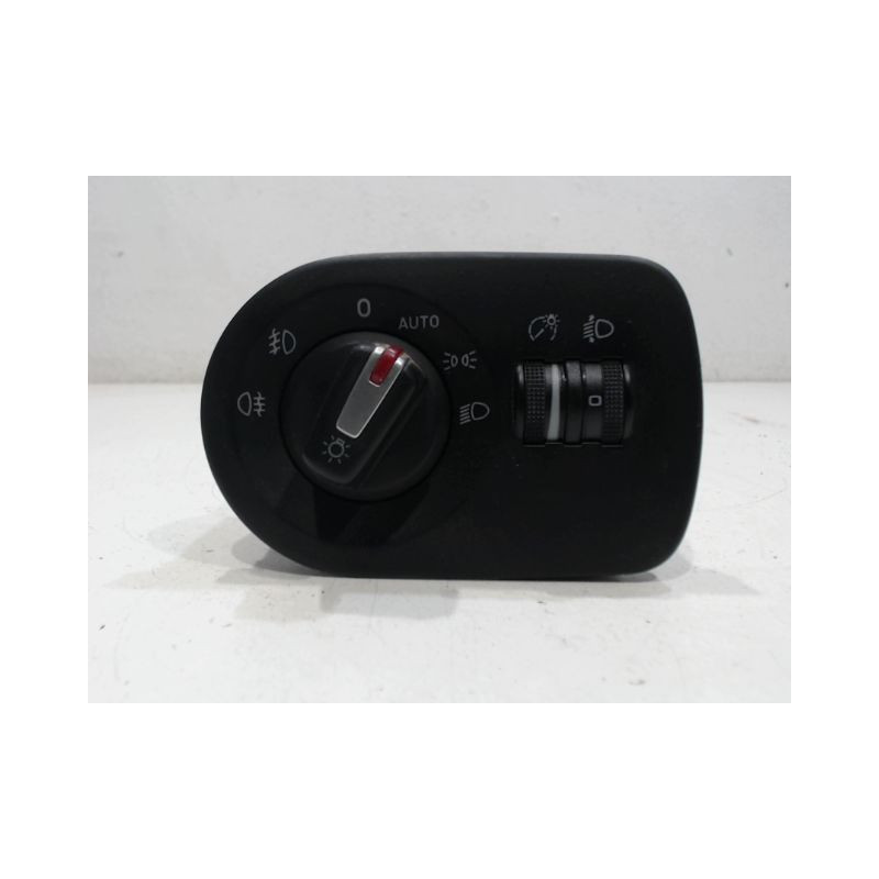 INTERIEUR COMMANDE PHARES SEAT LEON