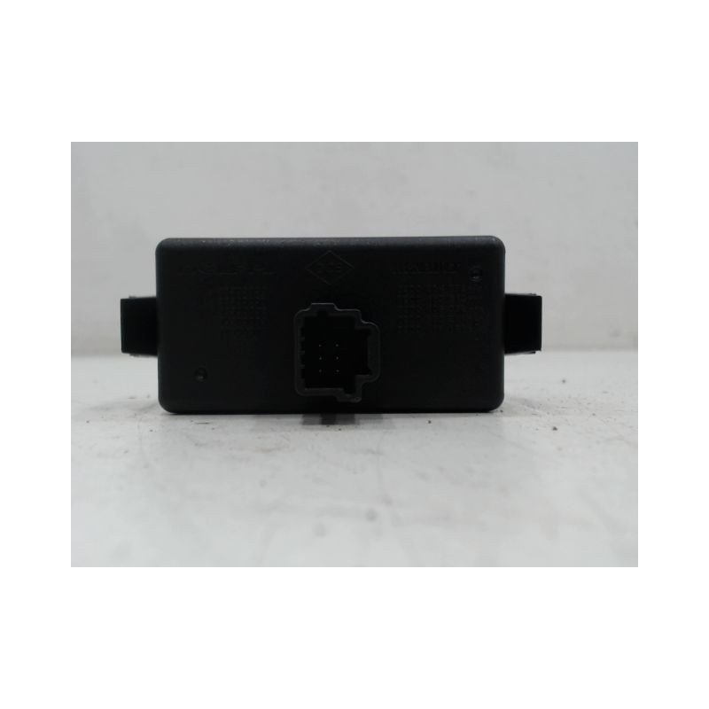 BOUTON DE WARNING RENAULT CLIO