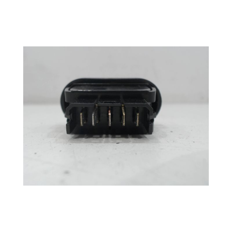 COMMANDE LEVE-GLACE PORTE AVG DACIA DUSTER