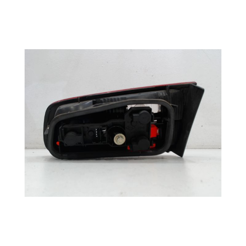 FEU ARRIERE INTERIEUR GAUCHE RENAULT LAGUNA