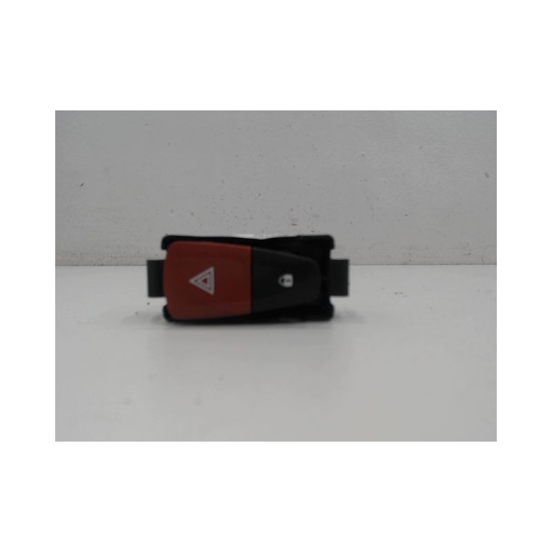 BOUTON DE WARNING RENAULT MEGANE