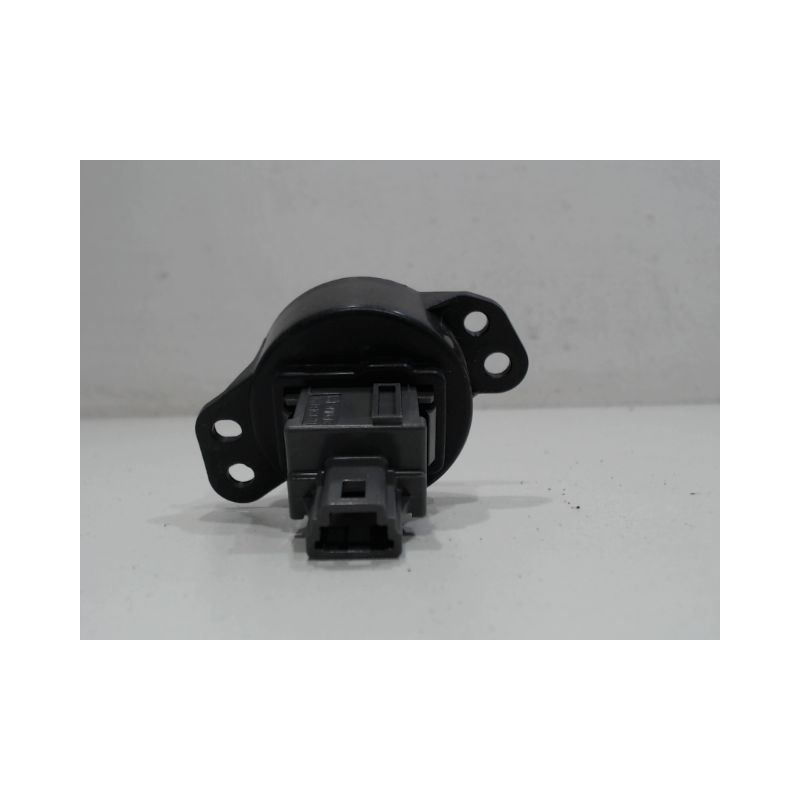 BOUTON DE WARNING CITROEN C1