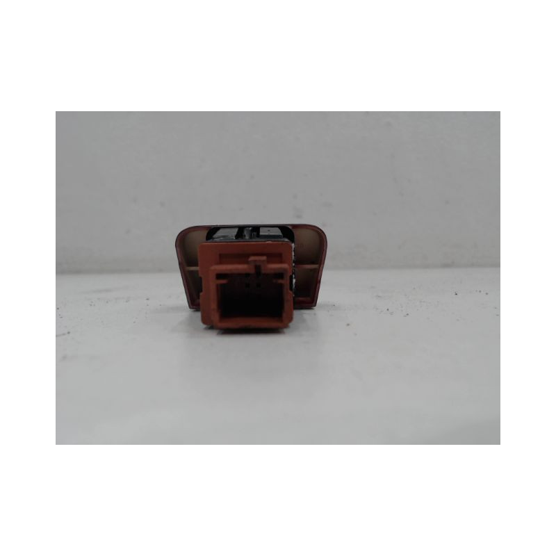 BOUTON DE WARNING CITROEN C4