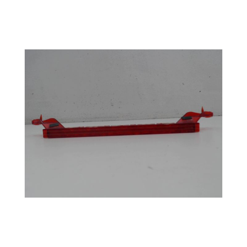 FEUX STOP SUPPLEMENTAIRE B.M.W. SERIE 1