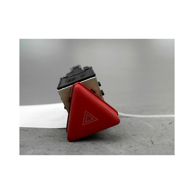 BOUTON DE WARNING VOLKSWAGEN GOLF V (1K) 2003-2008