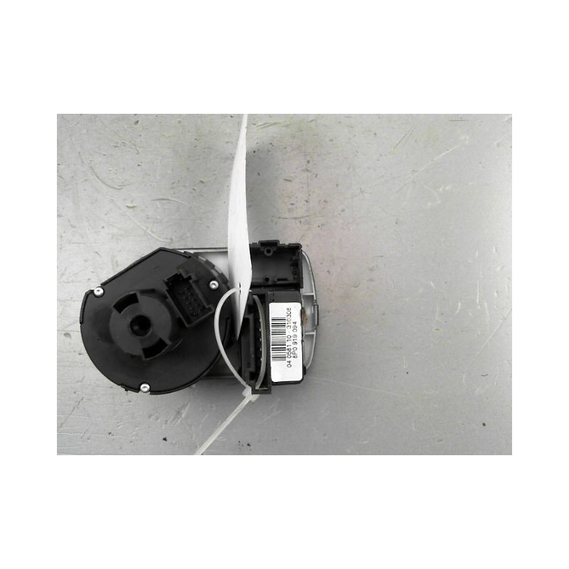 INTERIEUR COMMANDE PHARES AUDI A3 SPORTBACK II Phase 1 (8P) 2004-2008