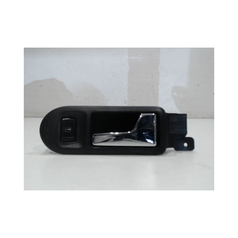 COMMANDE LEVE-GLACE PORTE AVD VOLKSWAGEN GOLF