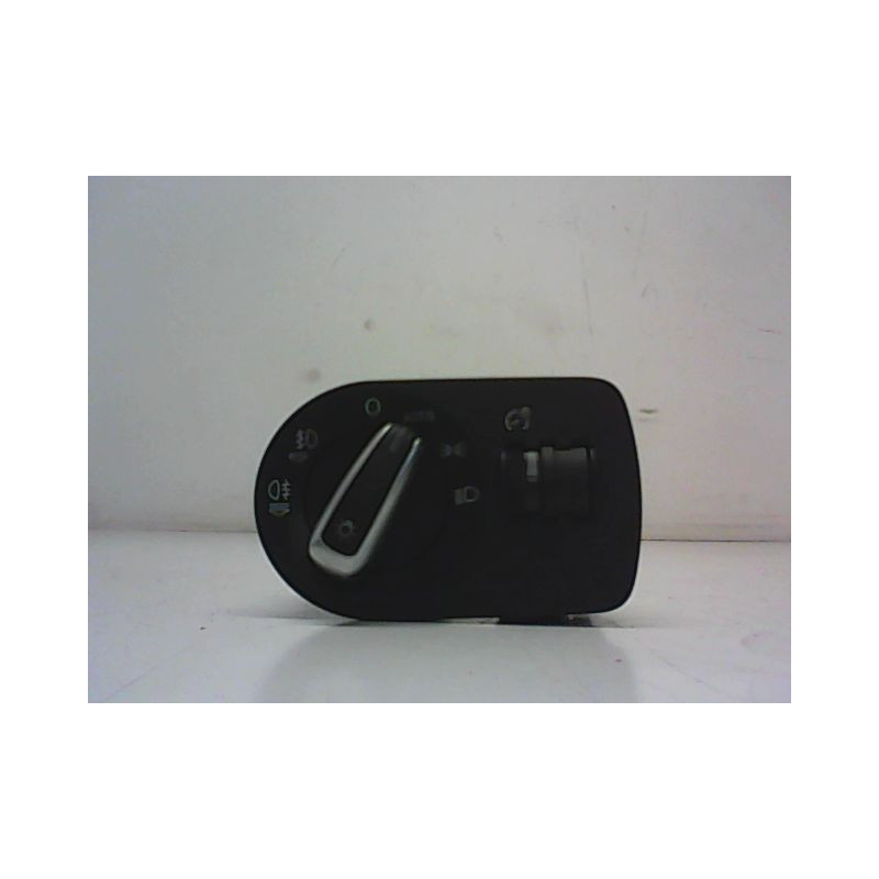 COMMANDE ECLAIRAGE AUDI A1