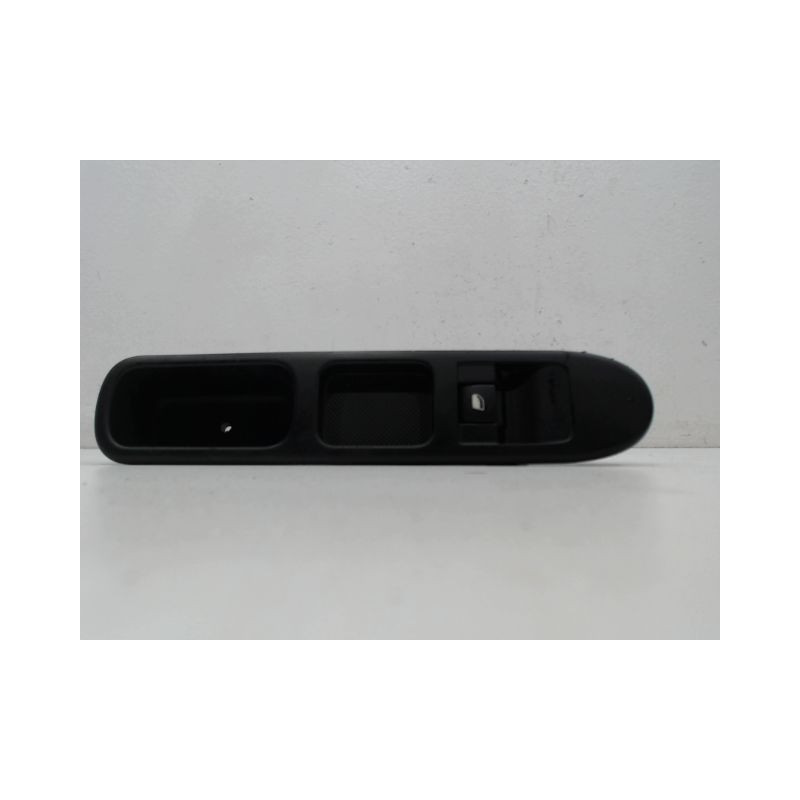 COMMANDE LEVE-GLACE PORTE AVD CITROEN C3