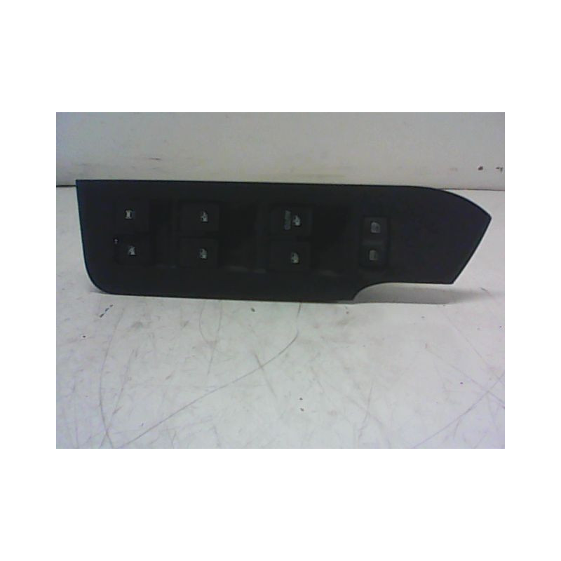 COMMANDE LEVE-GLACE PORTE AVG CHEVROLET CAPTIVA