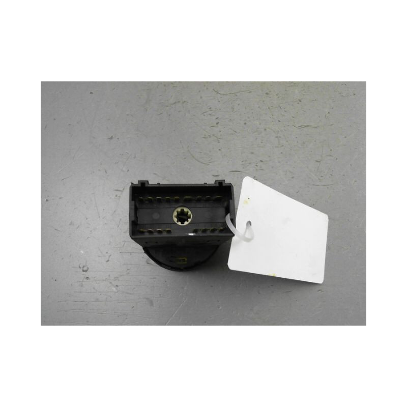 INTERIEUR COMMANDE PHARES VOLKSWAGEN POLO IV Phase 1 2002-2005
