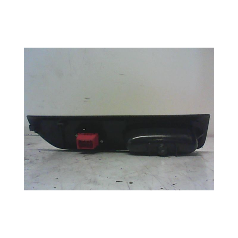 COMMANDE LEVE-GLACE PORTE AVD RENAULT LAGUNA