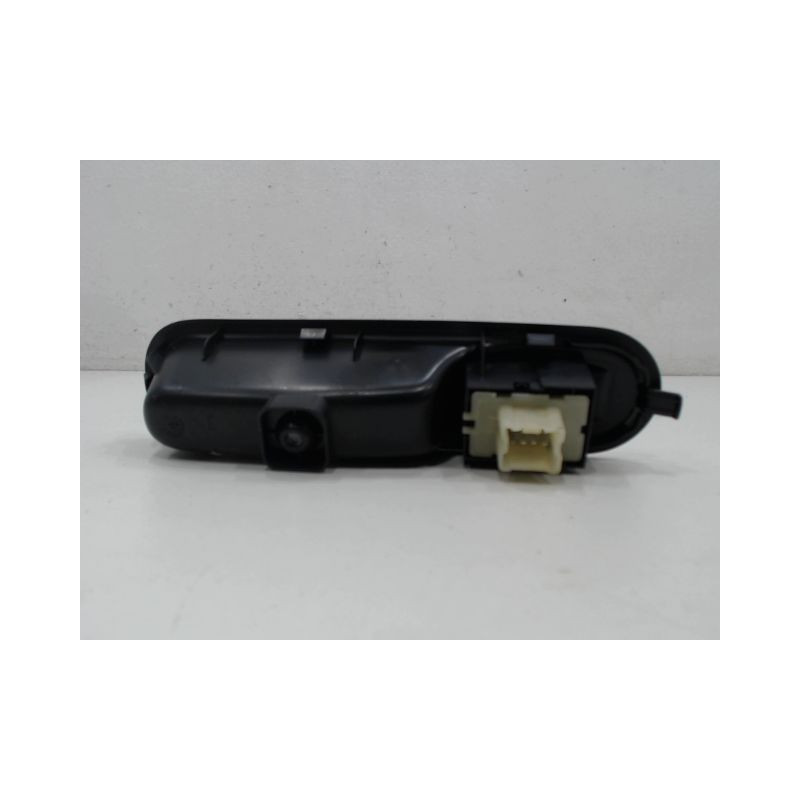 COMMANDE LEVE-GLACE PORTE AVD RENAULT TWINGO