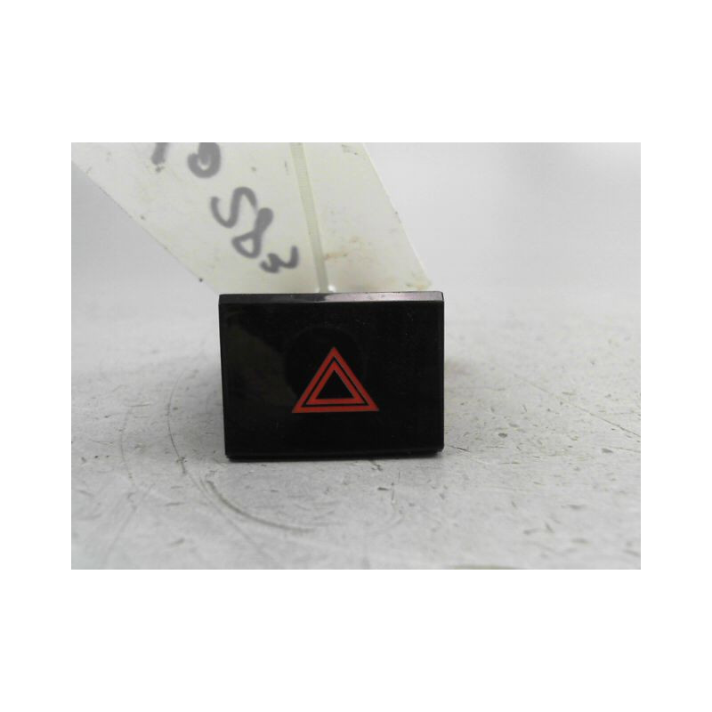 BOUTON DE WARNING HYUNDAI IX35