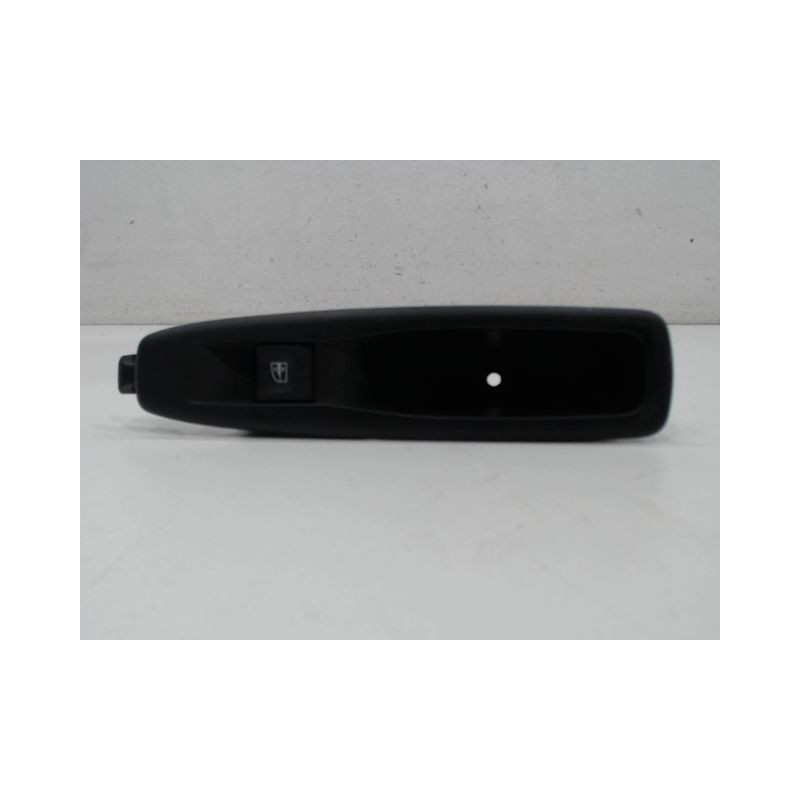 COMMANDE LEVE-GLACE PORTE ARG RENAULT CAPTUR