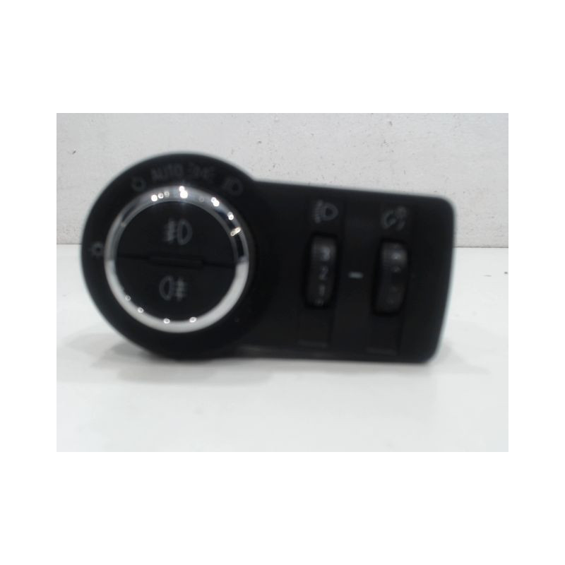 INTERIEUR COMMANDE PHARES CHEVROLET ORLANDO