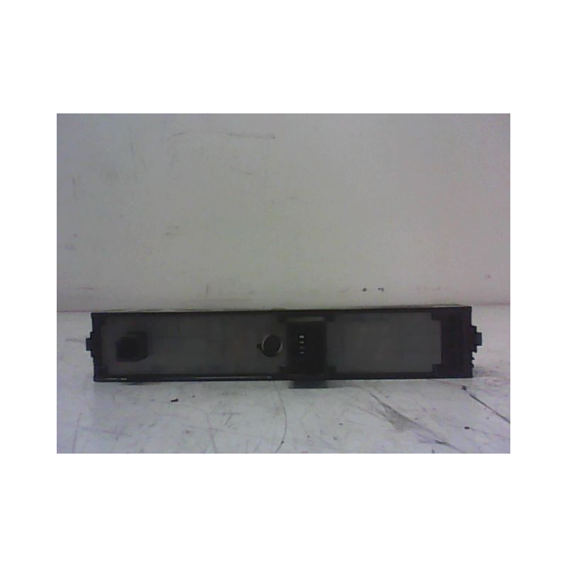 BOUTON DE WARNING TOYOTA COROLLA