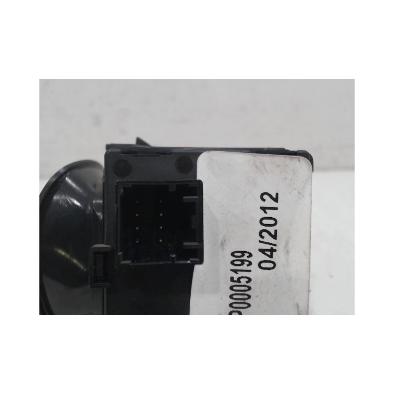 COMMANDE ESSUIE GLACE CHEVROLET ORLANDO