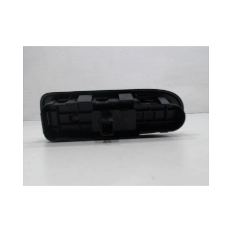 COMMANDE LEVE-GLACE PORTE AVD PEUGEOT 308