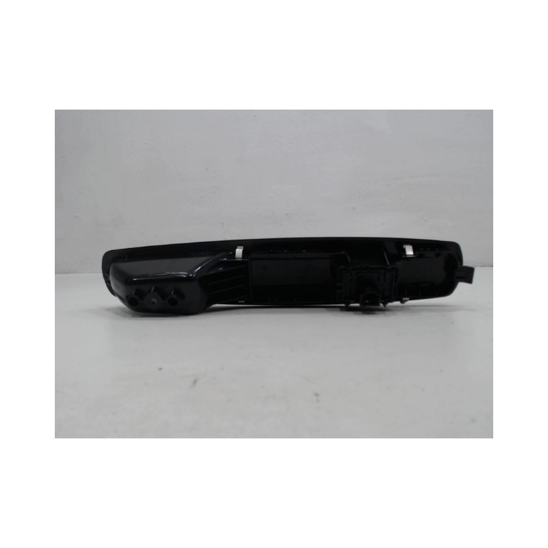 COMMANDE LEVE-GLACE PORTE AVD RENAULT MEGANE