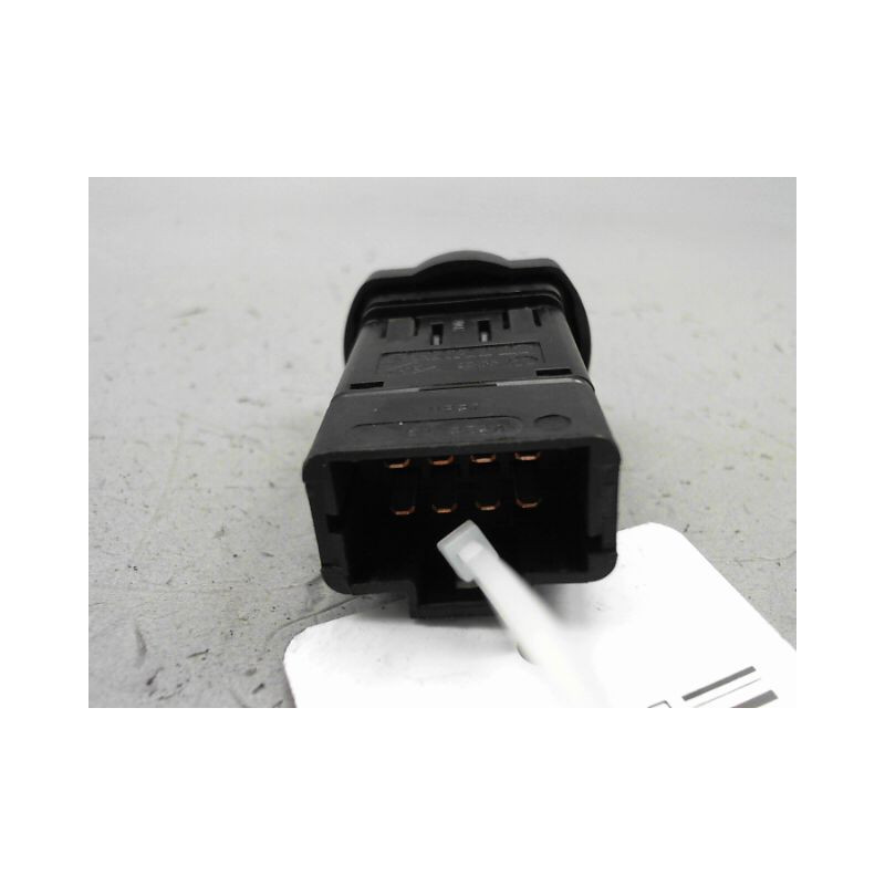 BOUTON DE WARNING DACIA LOGAN MCV Phase 2 2008-2013