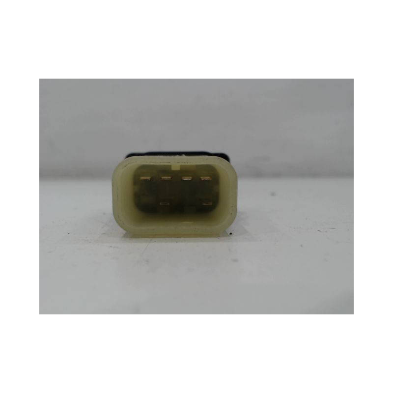 COMMANDE LEVE-GLACE PORTE AVD FORD FOCUS