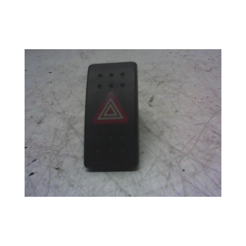 BOUTON DE WARNING SUZUKI SWIFT
