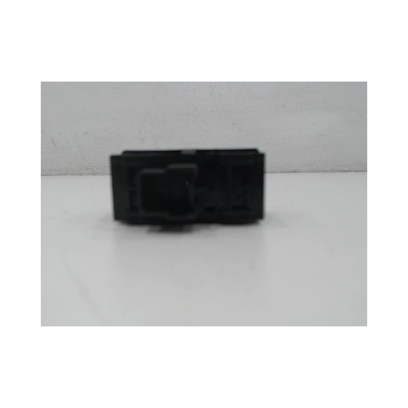 BOUTON DE WARNING FORD C-MAX