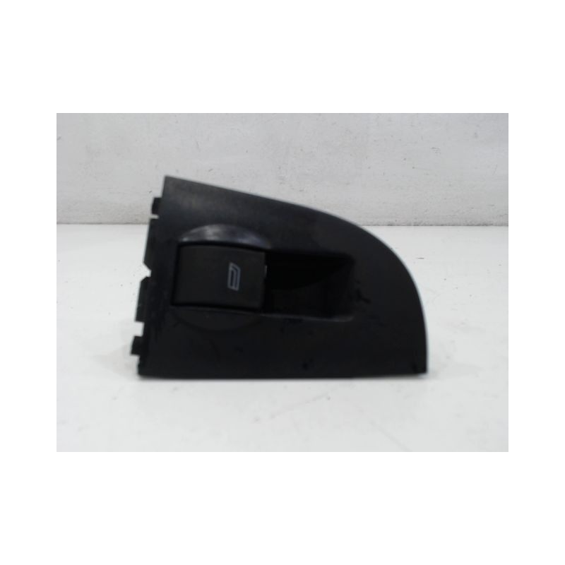 COMMANDE LEVE-GLACE PORTE AVD AUDI A6