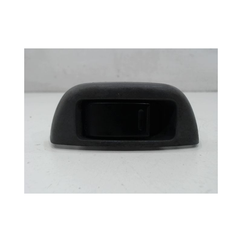 COMMANDE LEVE-GLACE PORTE AVD PEUGEOT 107