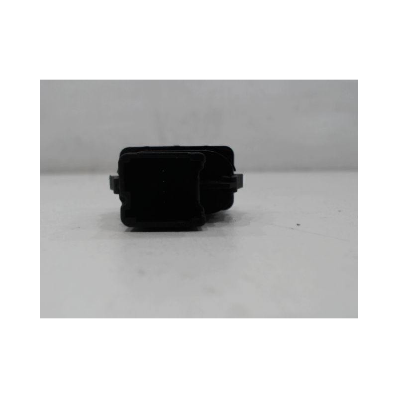 COMMANDE LEVE-GLACE PORTE AVD FORD FOCUS