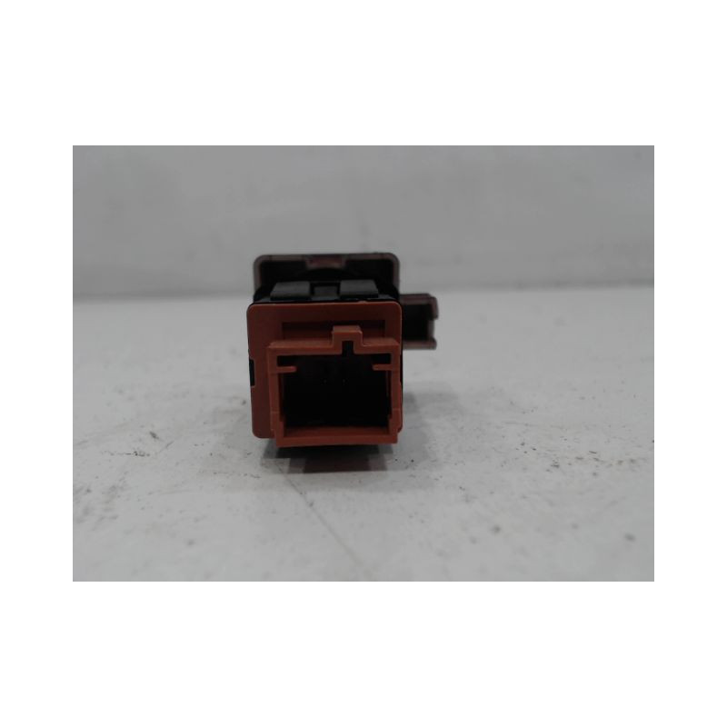 BOUTON DE WARNING CITROEN C4