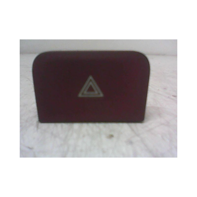 BOUTON DE WARNING CITROEN C4