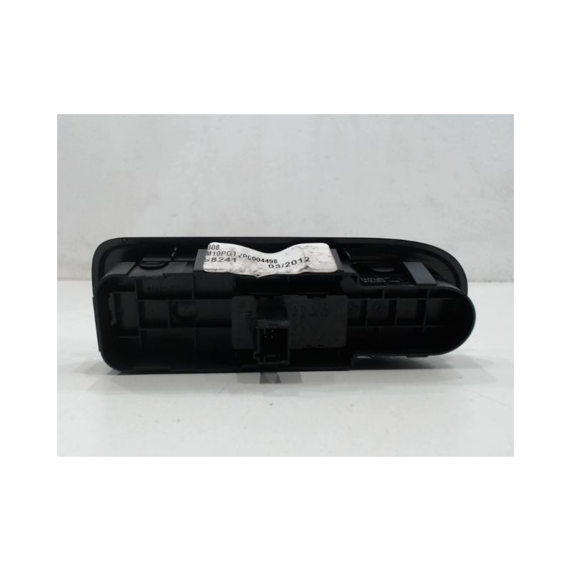 COMMANDE LEVE-GLACE PORTE AVD PEUGEOT 308