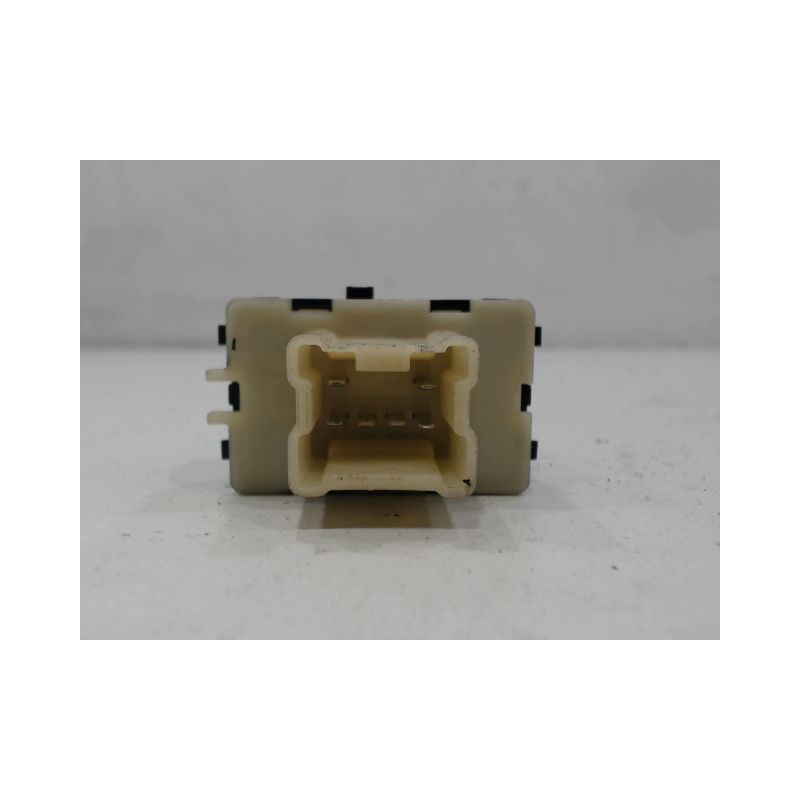 COMMANDE LEVE-GLACE PORTE AVD RENAULT CLIO