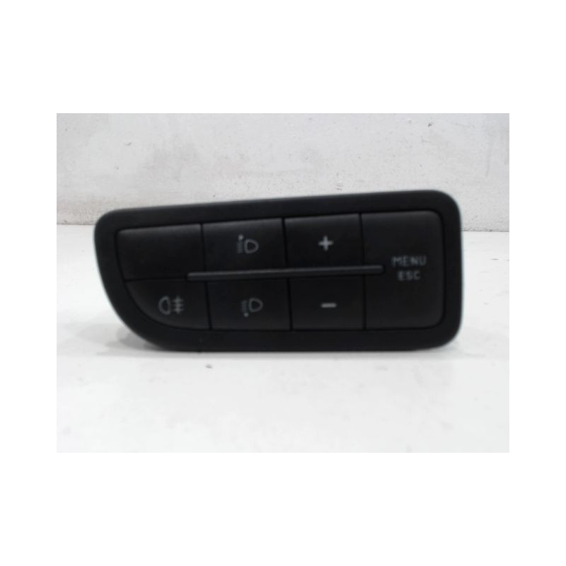 INTERIEUR COMMANDE PHARES FIAT PUNTO