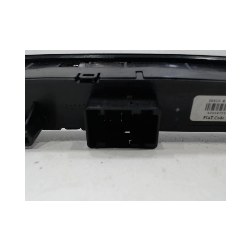 BOUTON DE WARNING FIAT PUNTO