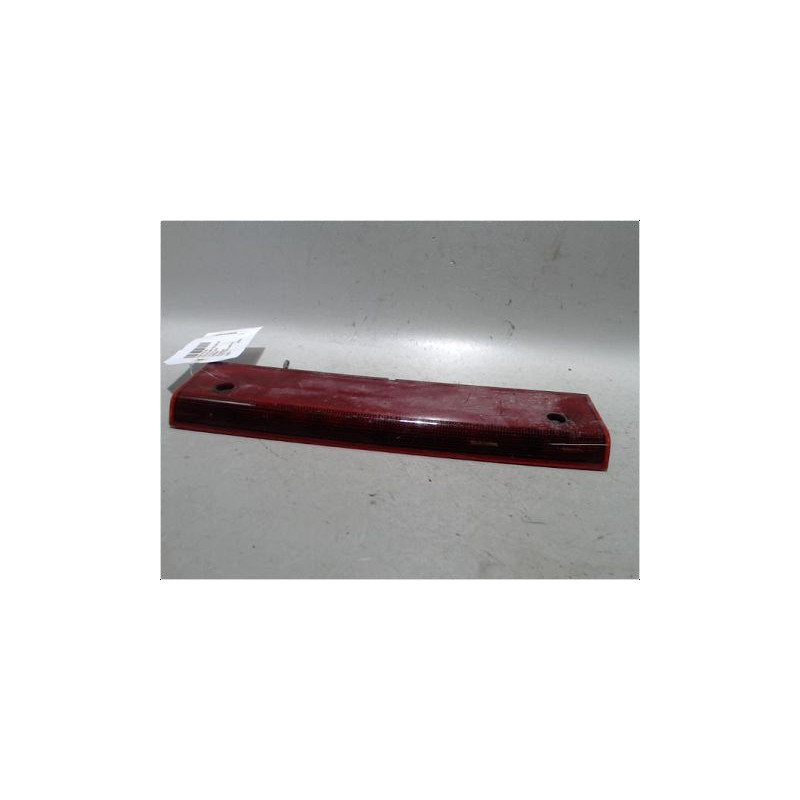 FEUX STOP SUPPLEMENTAIRE FORD FOCUS C-MAX 03-07
