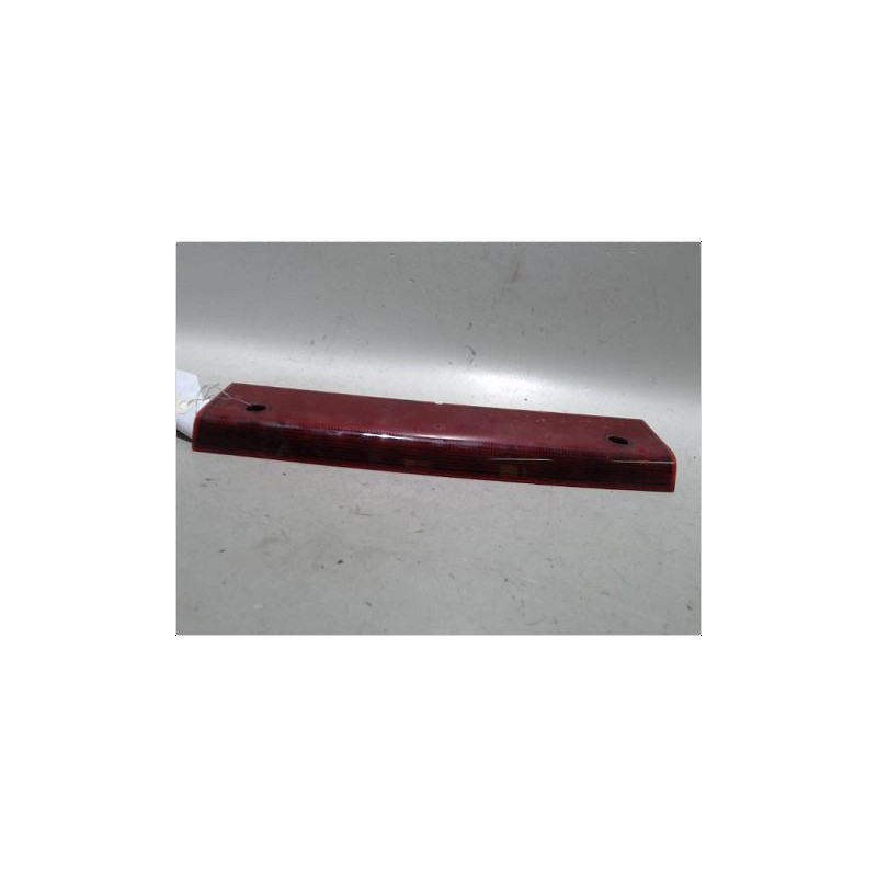FEUX STOP SUPPLEMENTAIRE FORD FOCUS C-MAX 03-07