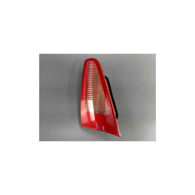 FEU ARRIERE INTERIEUR DROIT ALFA ROMEO 147 04-10